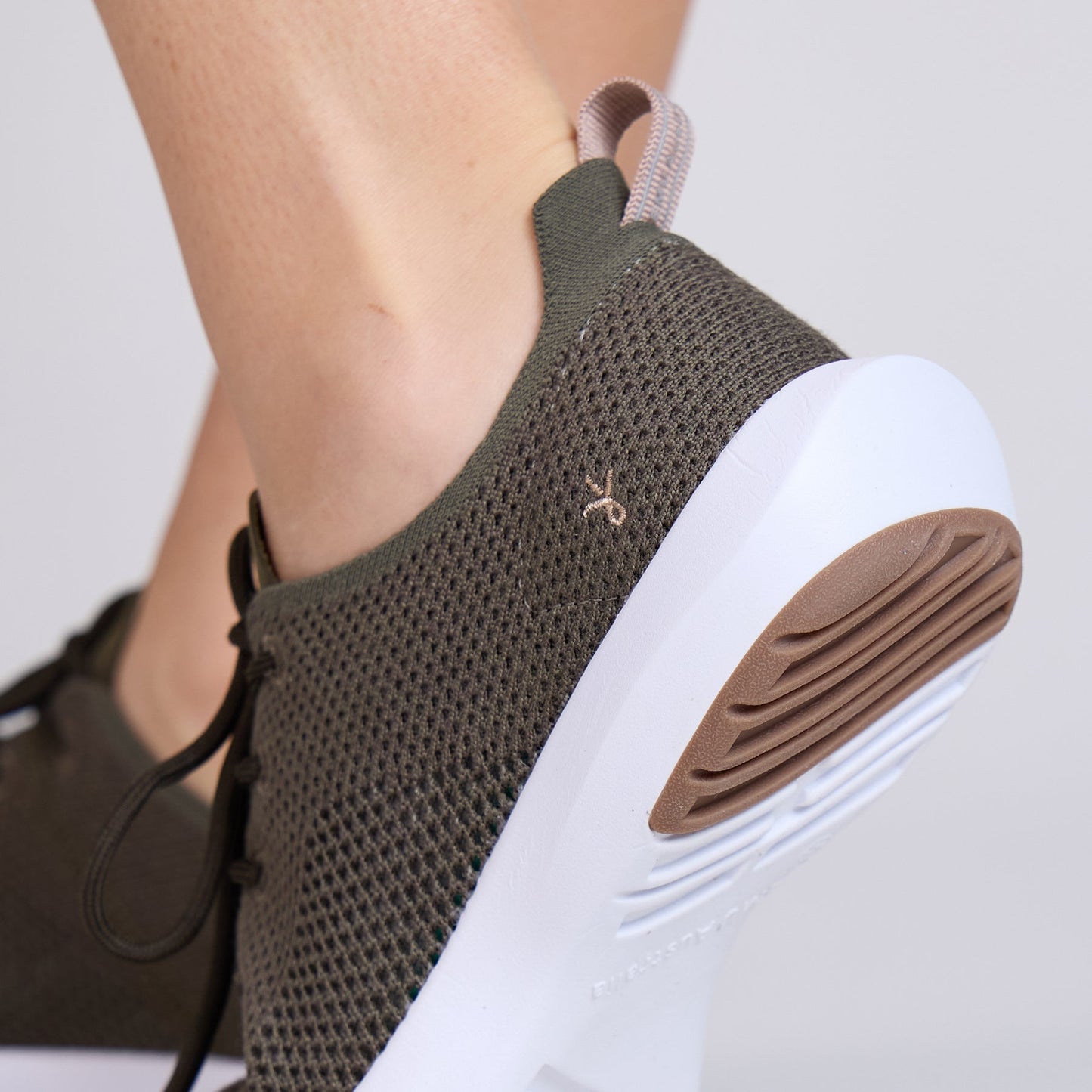 Emu Springbrook Women's Machine Washable Wool Blend Mesh Lightweight Lace Up Sneaker Dark Olive