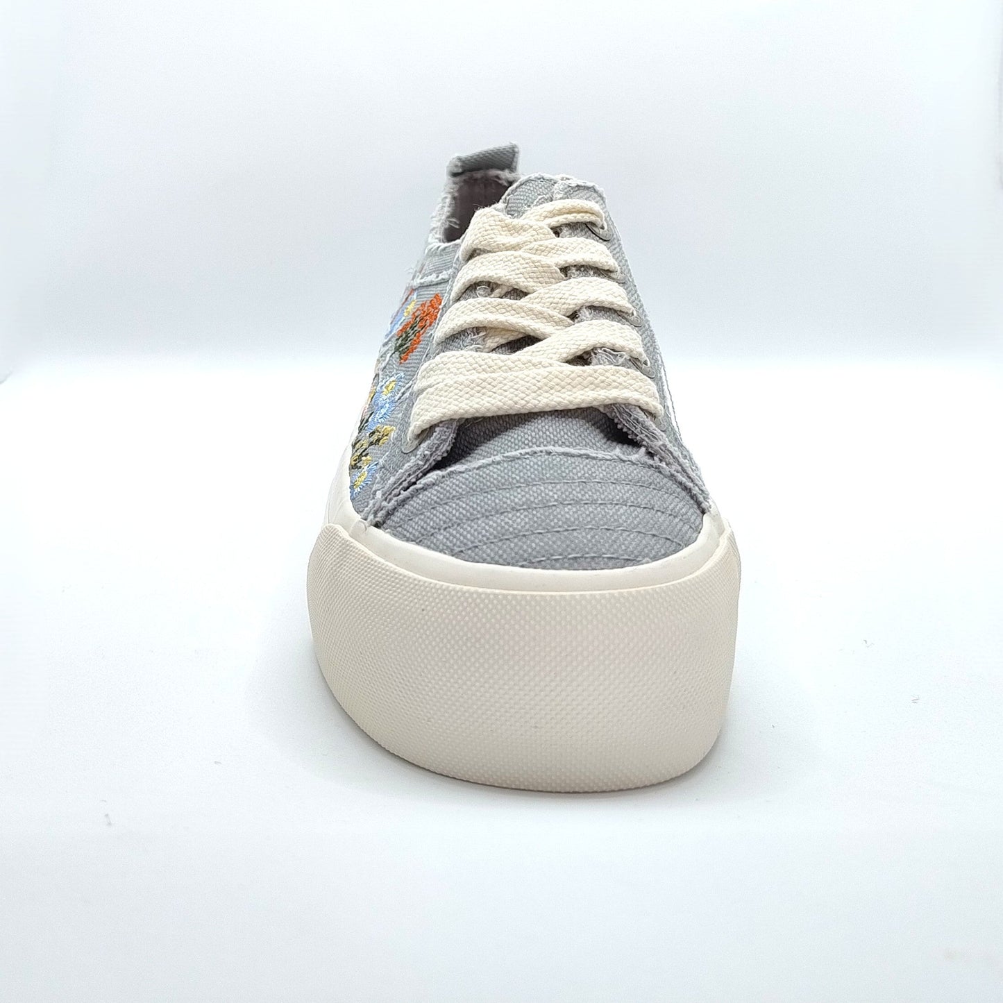Blowfish Malibu Sadie Sun Women's Floral Embroidered Lace Up Platform Trainer Fog Grey