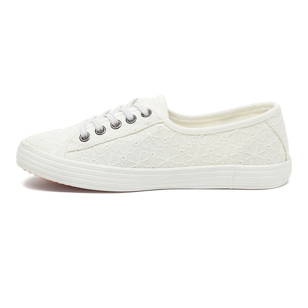 Rocket Dog Chow Chow Elsie Eyelet Women's Slip On Low Profile Pump Trainer White