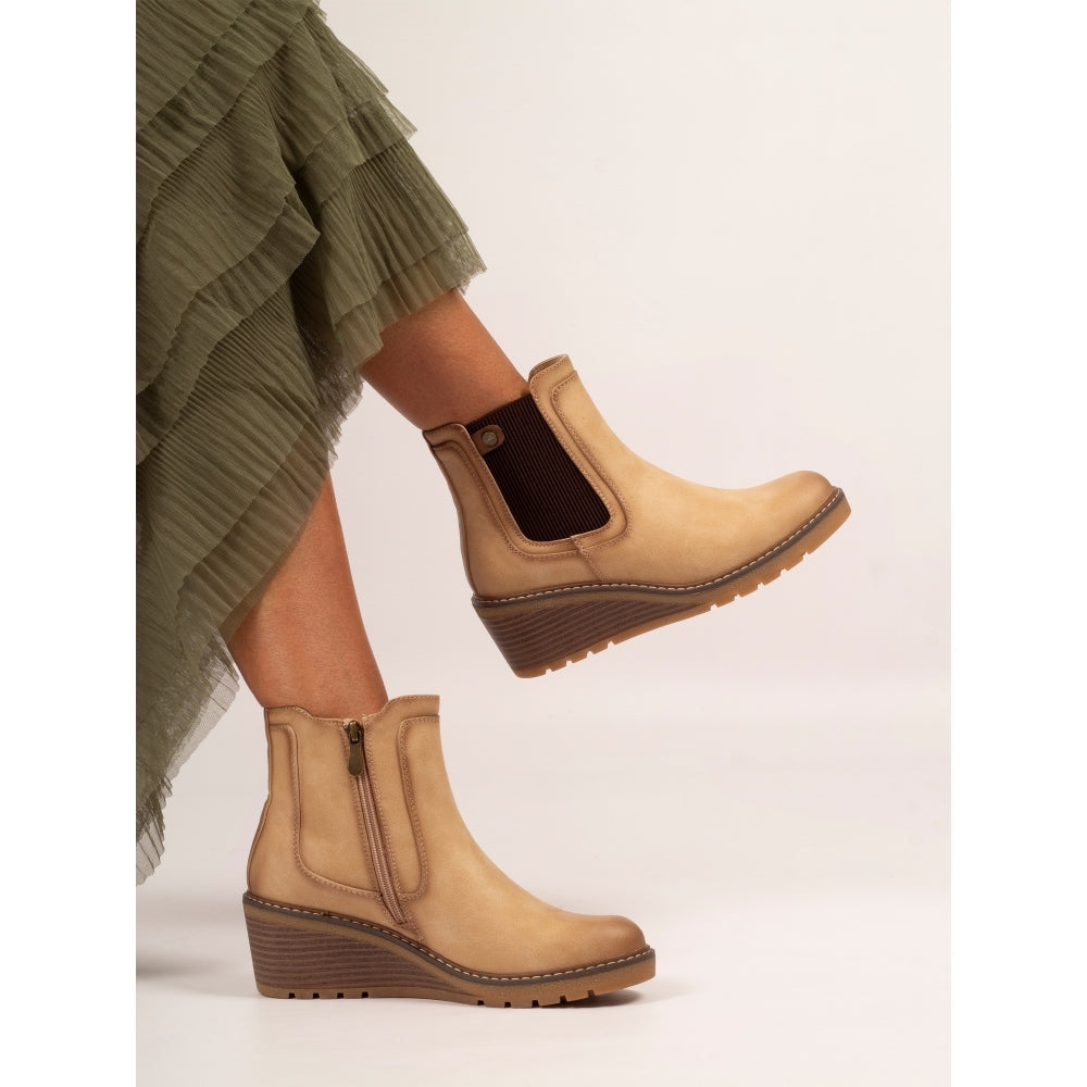 Lunar Connie Women's Zip Up Wedge Ankle Boot Beige